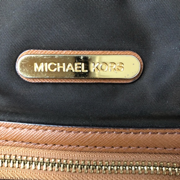 Michael Kors tote - Picture 5 of 8